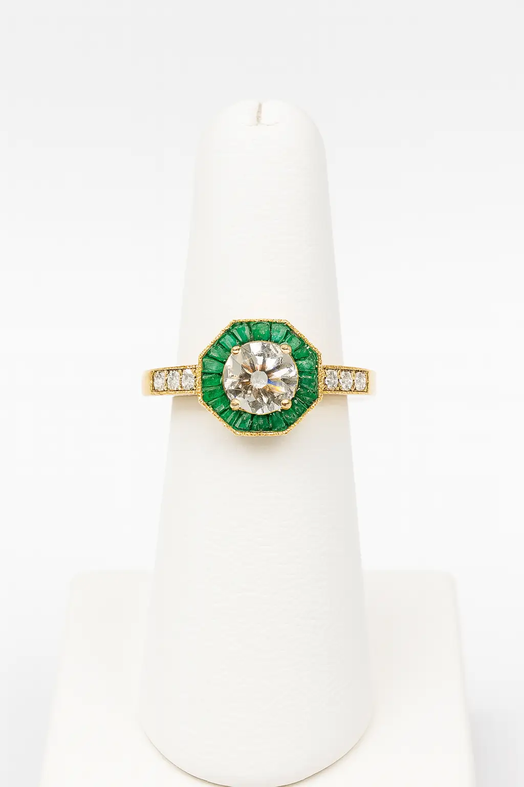 Art-Deco Diamond and Emerald Ring
